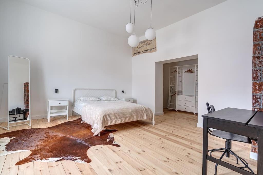 Spacious 2-Bedroom Flat In Old Town By Urban Rent Vilnius Bagian luar foto