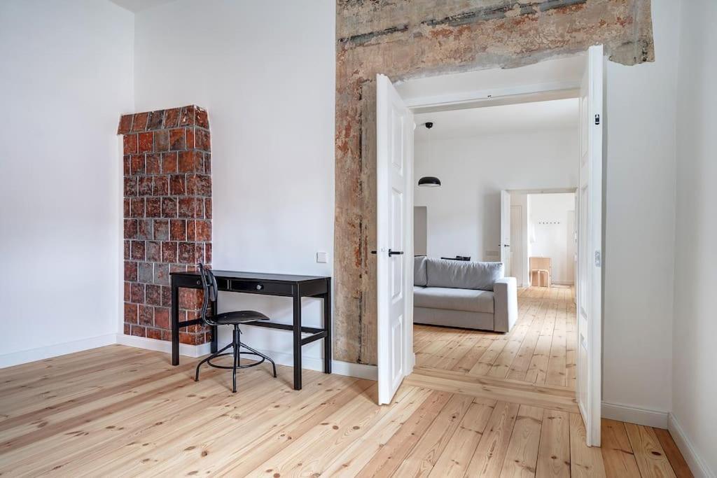 Spacious 2-Bedroom Flat In Old Town By Urban Rent Vilnius Bagian luar foto