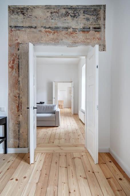 Spacious 2-Bedroom Flat In Old Town By Urban Rent Vilnius Bagian luar foto
