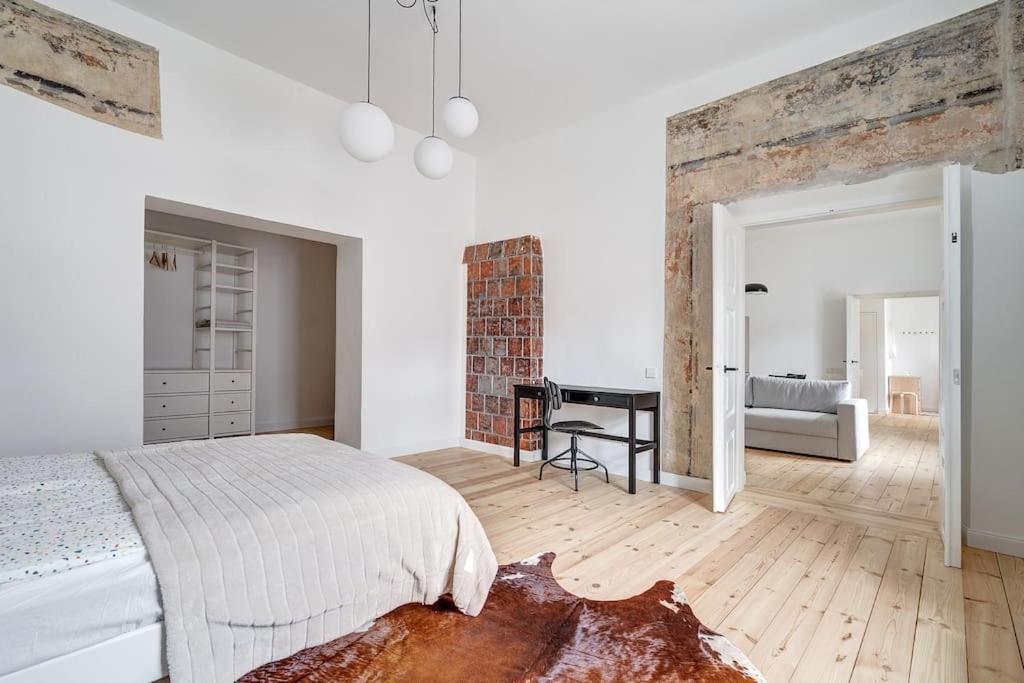Spacious 2-Bedroom Flat In Old Town By Urban Rent Vilnius Bagian luar foto